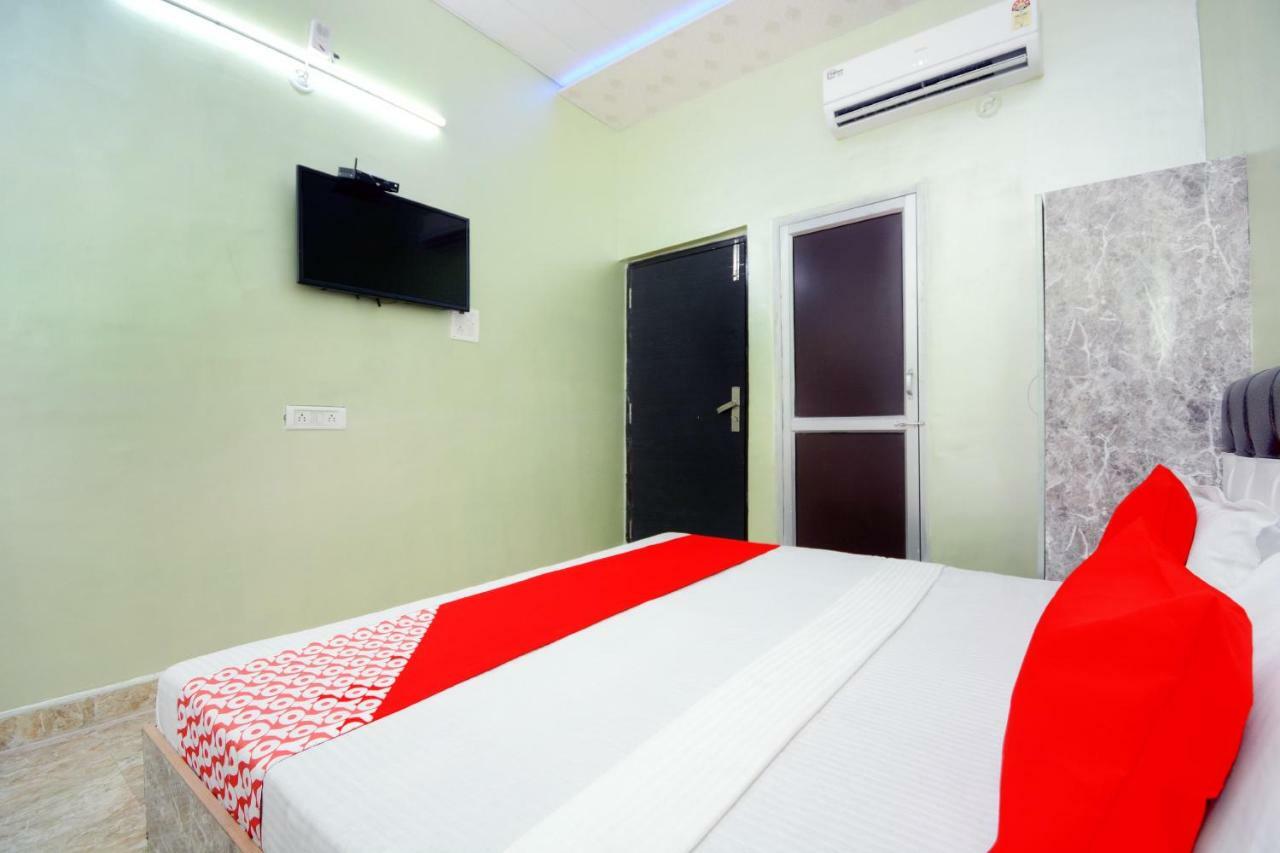 Oyo 39778 Blue Planet Hotel 3*
